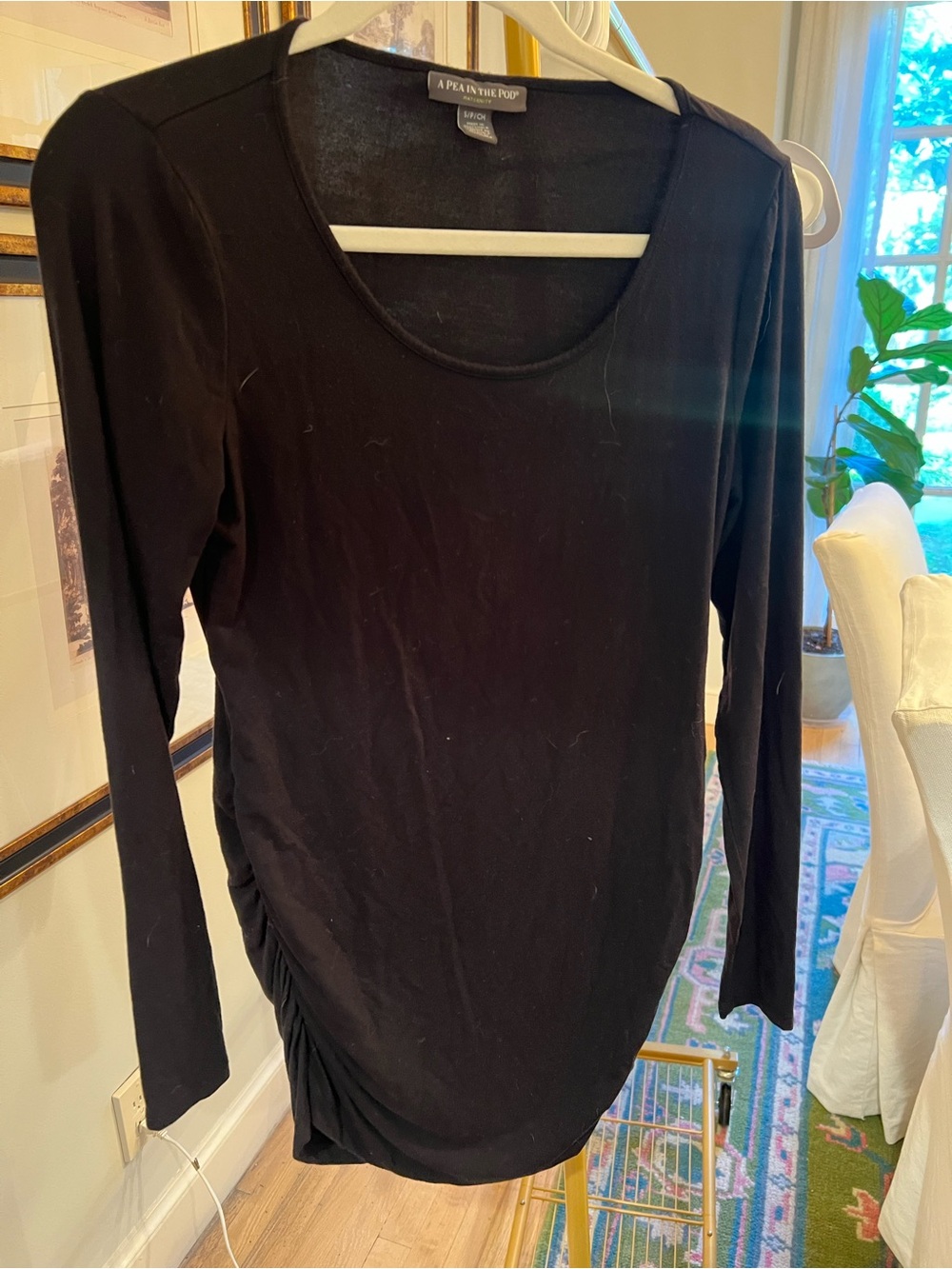 A Pea in the Pod Black Long-Sleeve Maternity Tee with Side Ruching